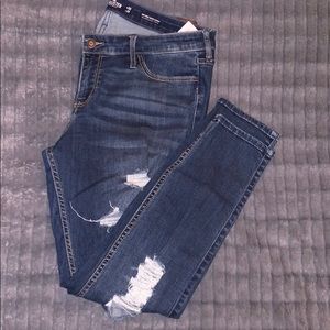 Mid-Rise Super Skinny Jeans
